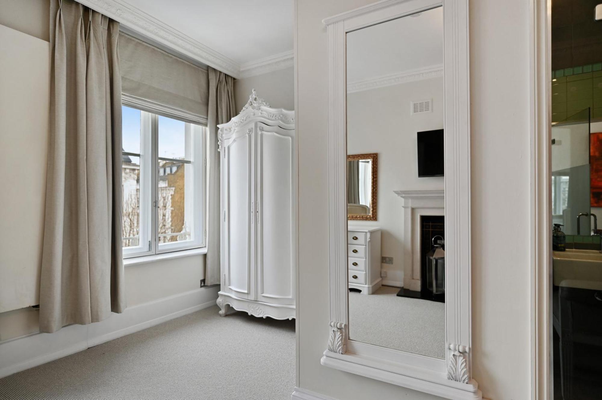 Апартаменты Beautiful 2 King Size Beds 2 Bath- Sleeps 5 In Earls Court Лондон Экстерьер фото