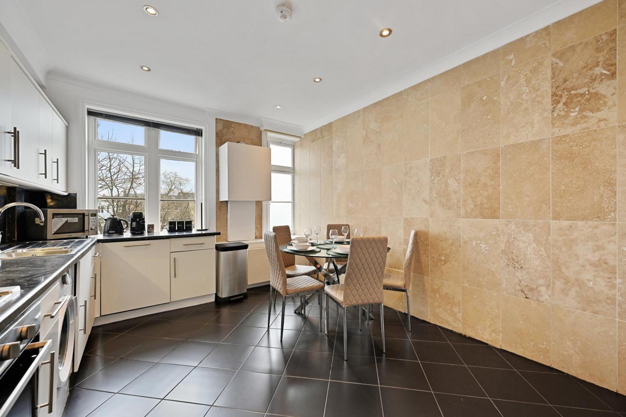 Апартаменты Beautiful 2 King Size Beds 2 Bath- Sleeps 5 In Earls Court Лондон Экстерьер фото