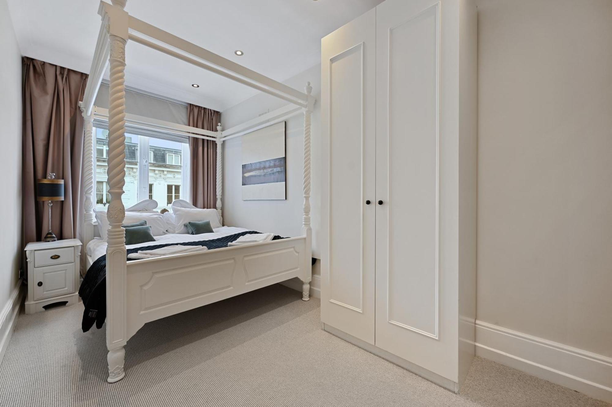 Апартаменты Beautiful 2 King Size Beds 2 Bath- Sleeps 5 In Earls Court Лондон Экстерьер фото