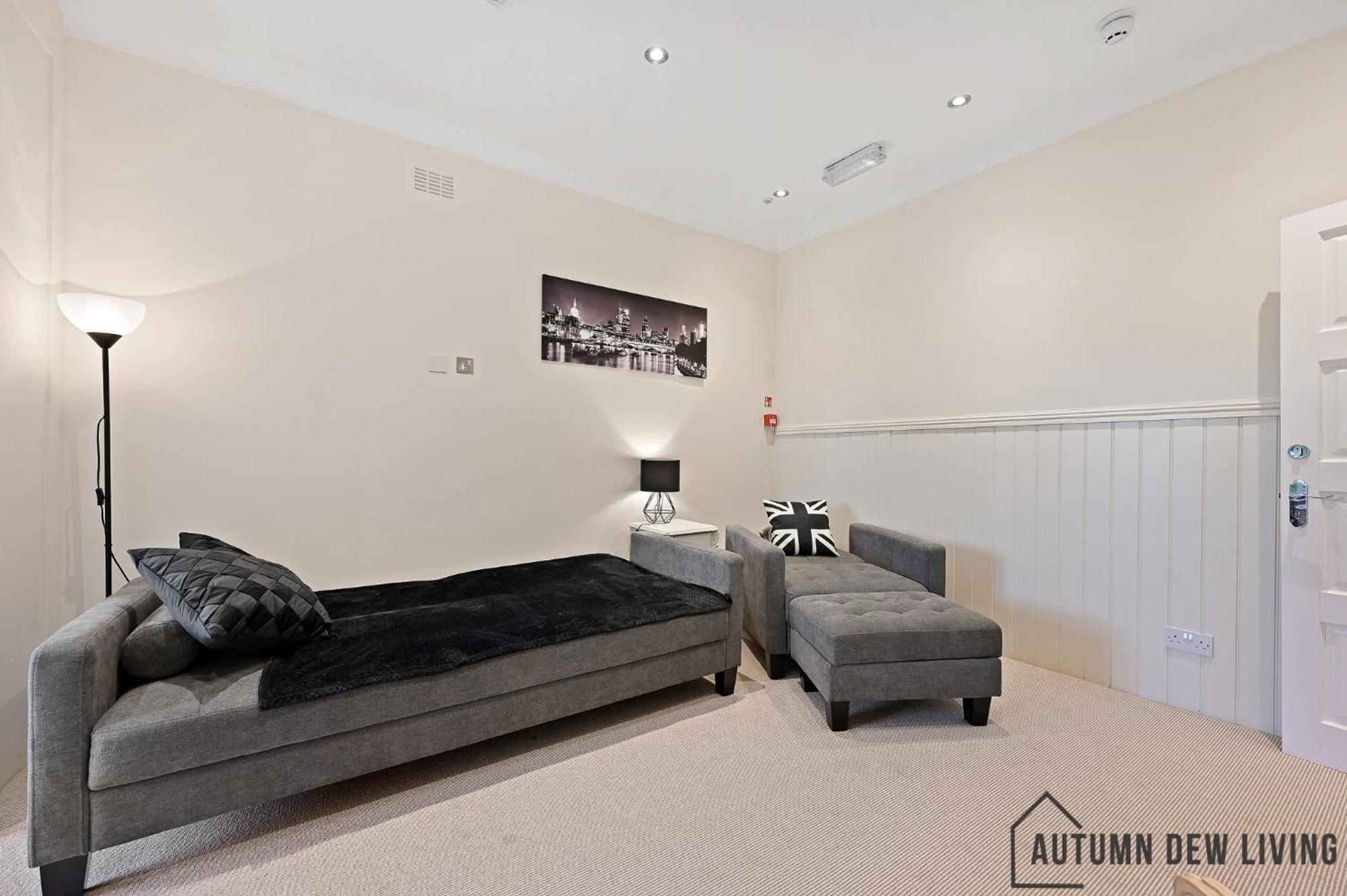 Апартаменты Beautiful 2 King Size Beds 2 Bath- Sleeps 5 In Earls Court Лондон Экстерьер фото