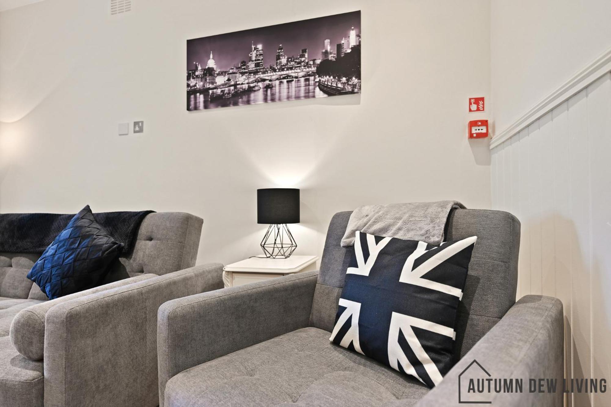 Апартаменты Beautiful 2 King Size Beds 2 Bath- Sleeps 5 In Earls Court Лондон Экстерьер фото
